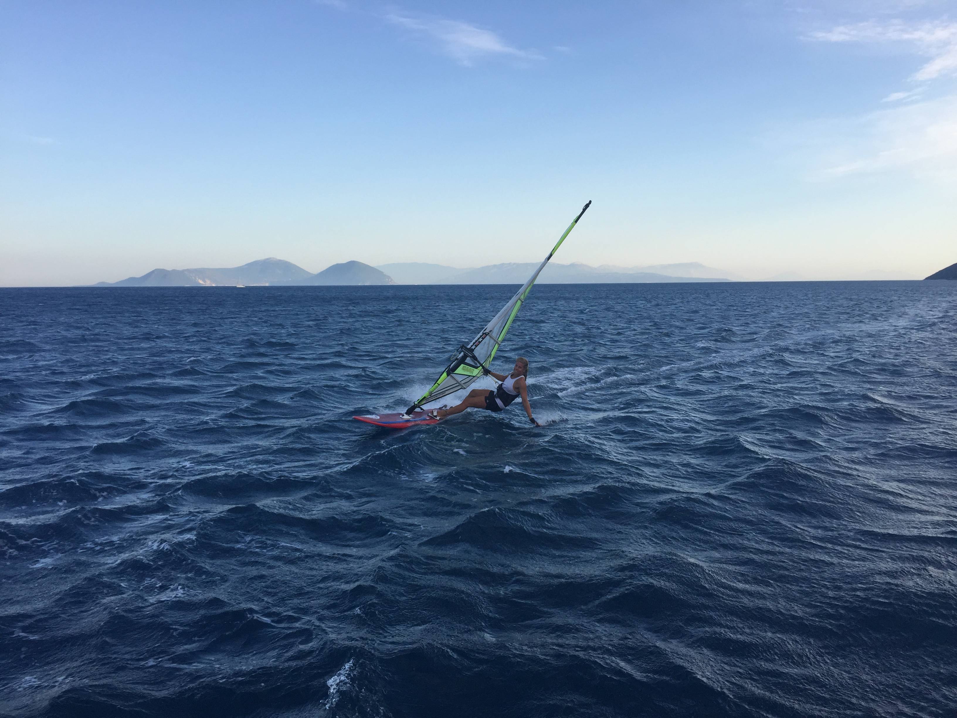 Ester Ledecká windsurfing