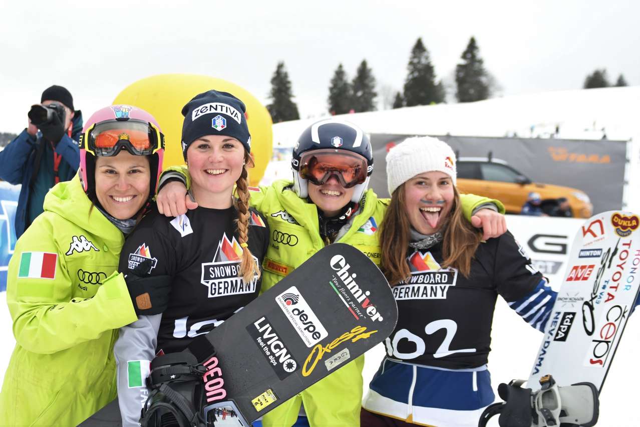 Michela Moioli with her SBX competitors