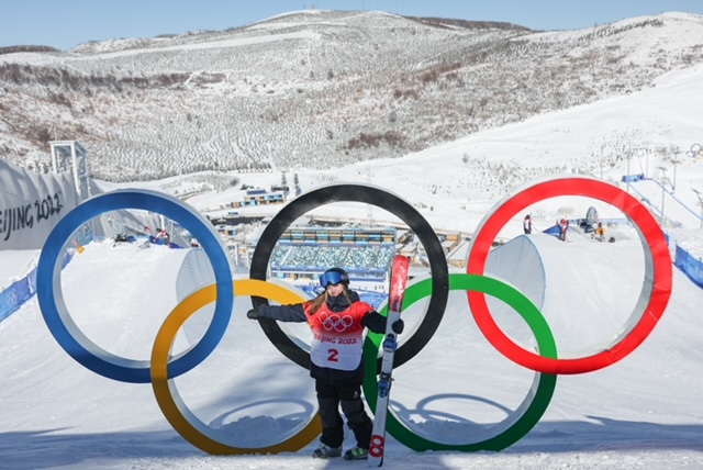 Zoe Atkin and the Olympic Rings at Genting Snowpark